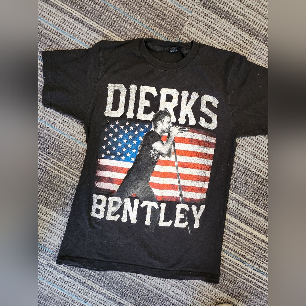 Dierks Bently Concert Tour Band Tee Black American Flag Shirt - Picture 1 of 7